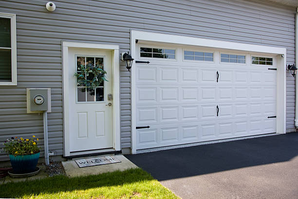 24/7 Emergency Garage Door Panel Replacement experts in Lexington, VA